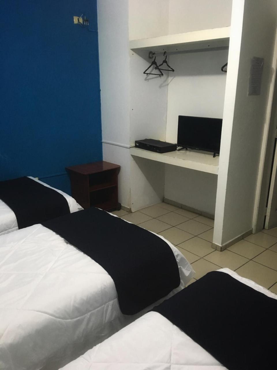Hostal Albatros Manta Εξωτερικό φωτογραφία