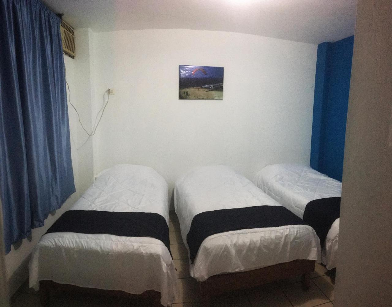 Hostal Albatros Manta Εξωτερικό φωτογραφία